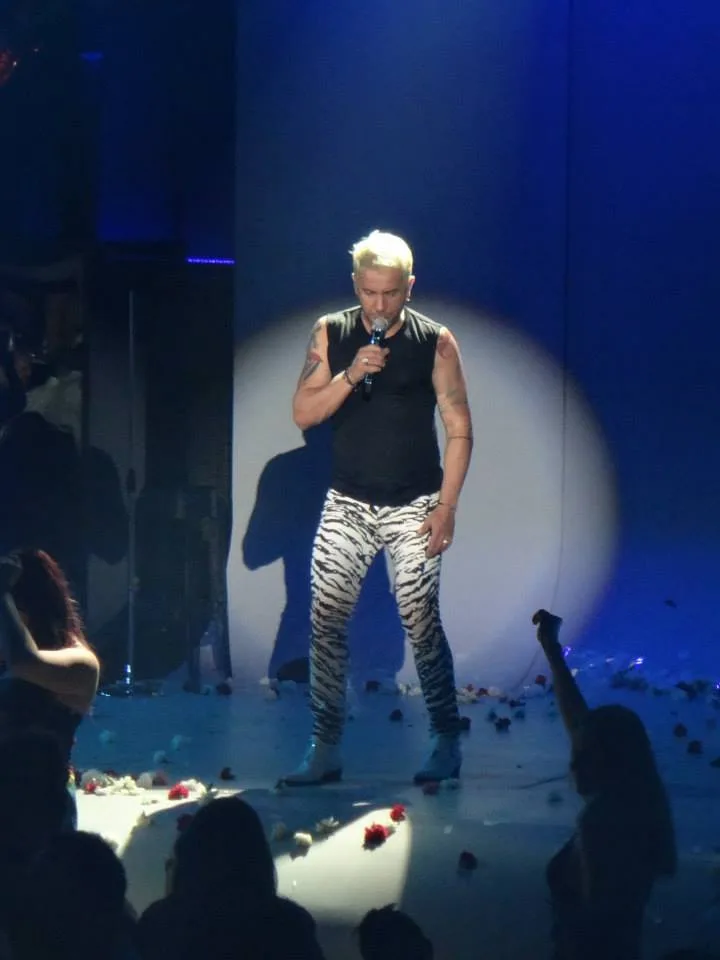 Giorgos_Mazonakis,_Live_at_Fantasia_Live_Stage_Summer_2014.jpg