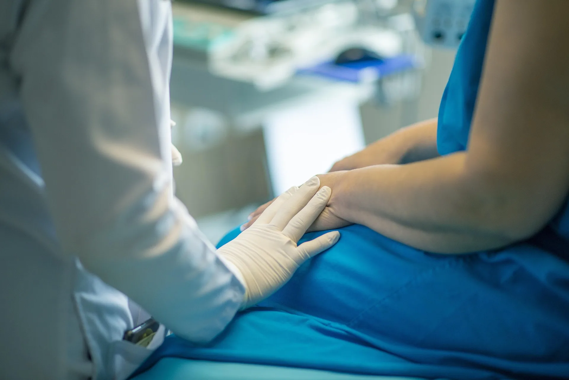 fernandozhiminaicela-treatment-4099432_1920.jpg